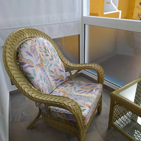 Apartment In Mesa Del Mar Mit Offenem Balkon
